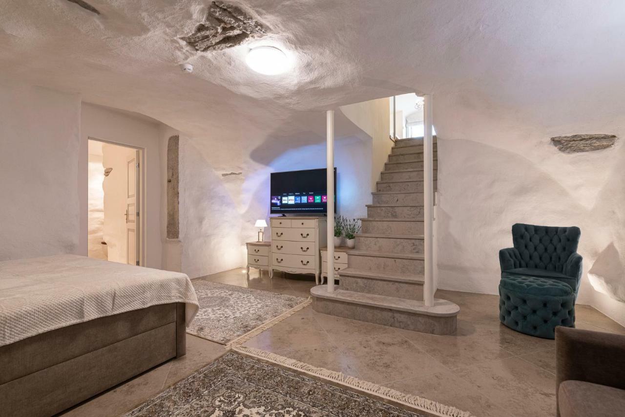 Tallinn Housing 2 Bdr 2 Bathroom With Sauna At Carl Engel Luxury House Екстер'єр фото